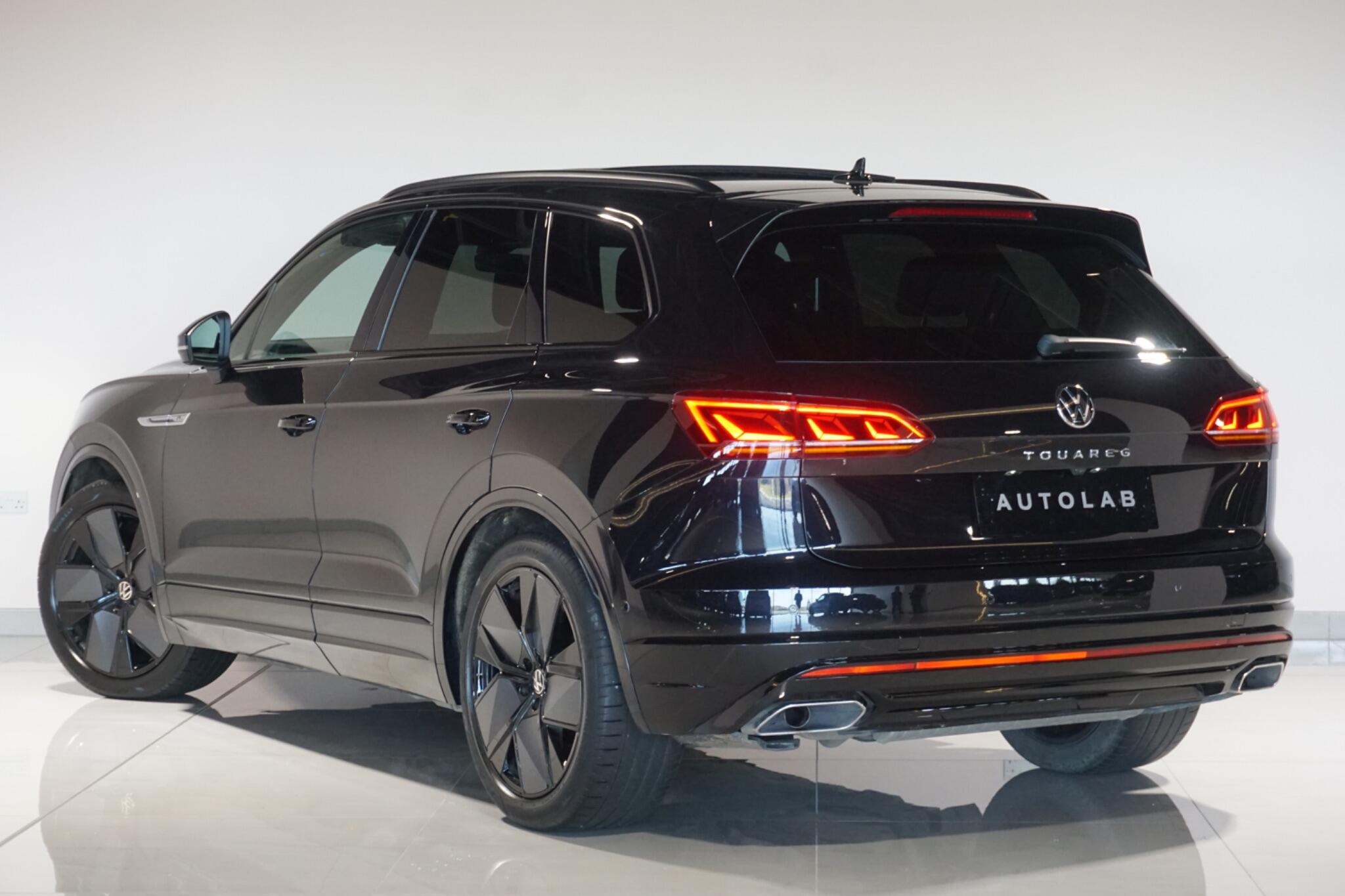 Volkswagen Touareg 3.0 TDI V6 Black Edition SUV 5dr Diesel Tiptronic 4Motion Euro 6 (s/s) (286 ps)